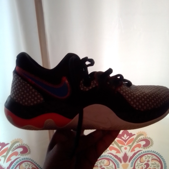 Black and Gray Athletic Shoes with Mesh Design - Picture 3 of 5